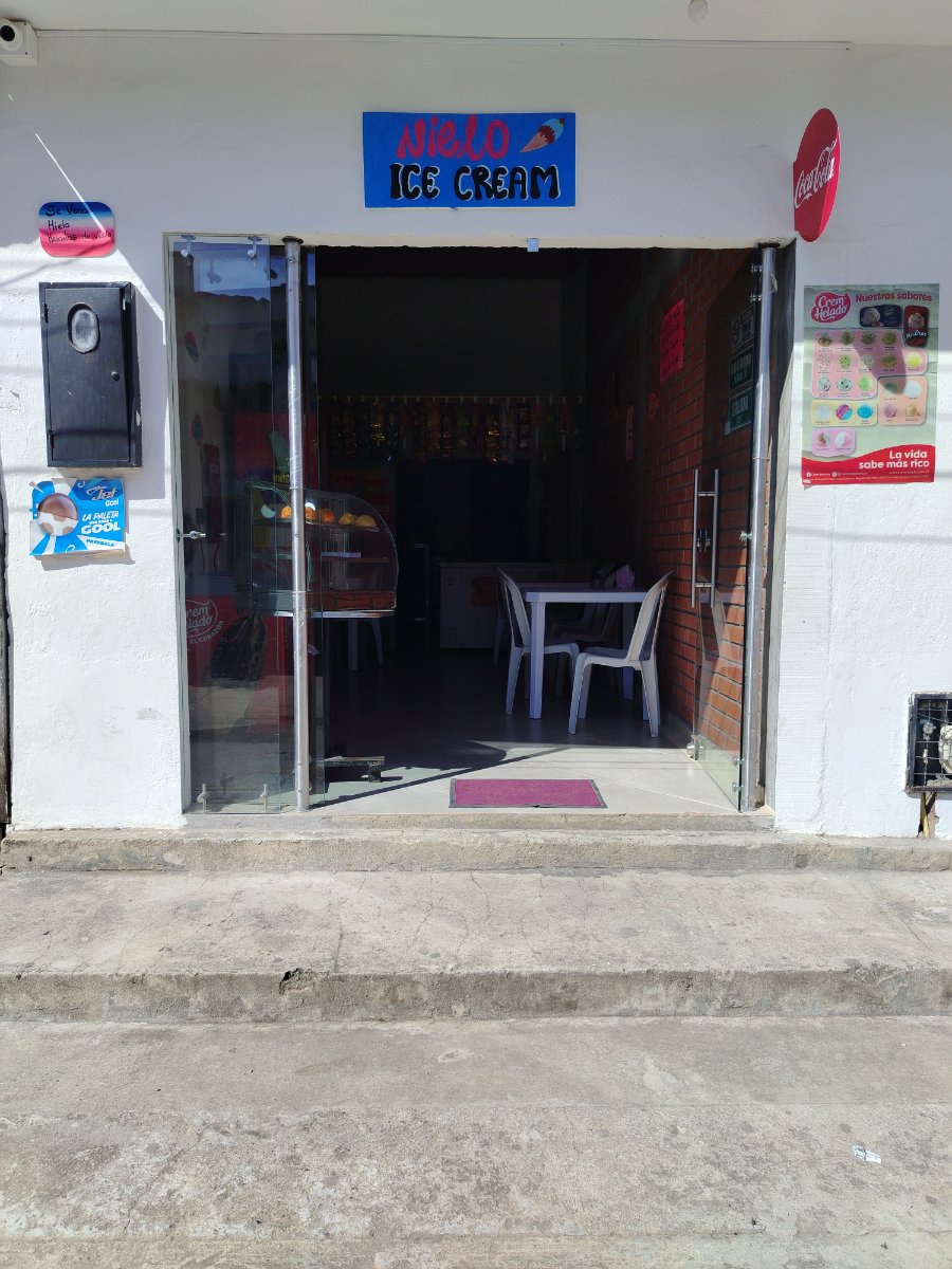 Heladería y cafetería